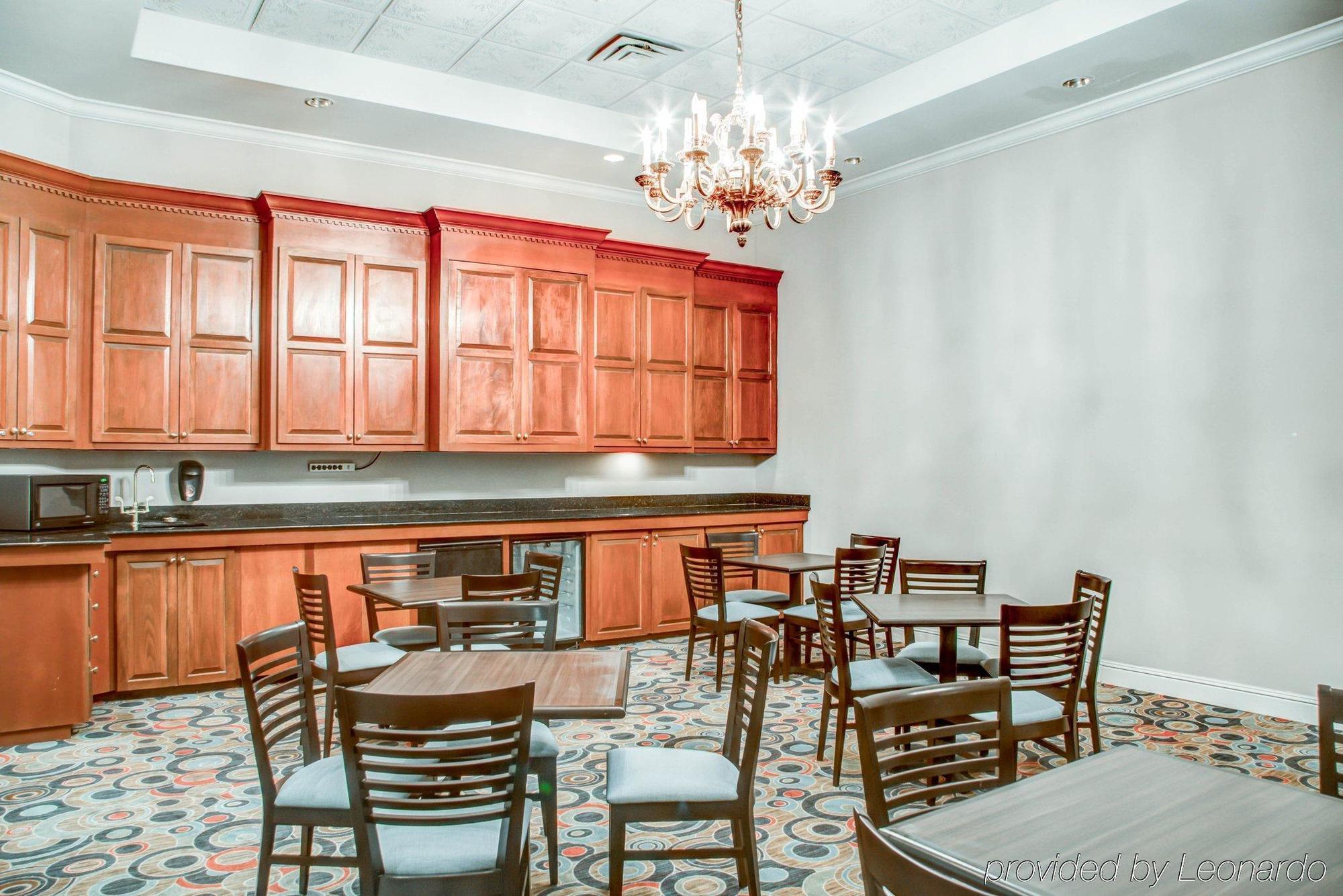 ויקסבורג Portofino Hotel, An Ascend Hotel Collection Member מראה חיצוני תמונה